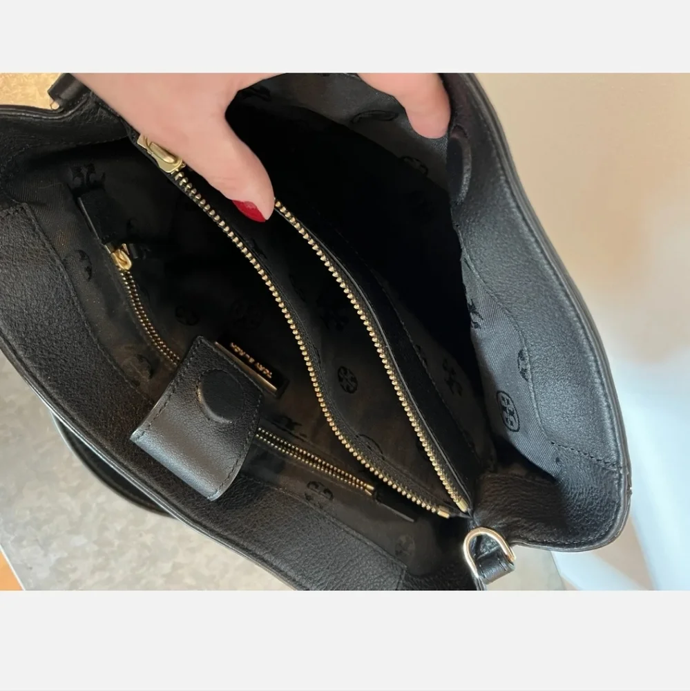 Tory Burch Harper Black Pebbled Leather Satchel Purse Bag EUC. - Picture 4 of 8